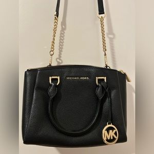 Michael Kors Crossbody Bag w/ Gold Chain & Leather Strap & Top Handles. …